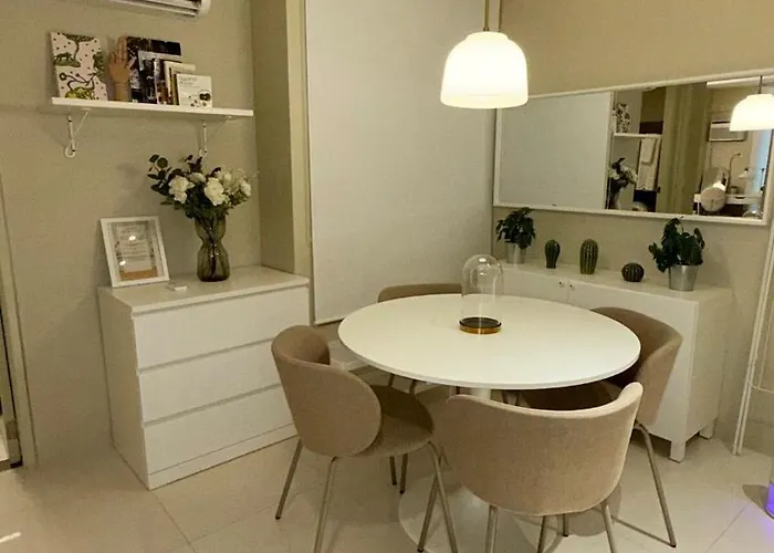 Apartment Value-beautiful 1br In The Heart Of Makati W Wifi, Washer-dryer, Pool & Gym *