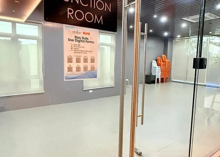Value-beautiful 1br In The Heart Of Makati W Wifi, Washer-dryer, Pool & Gym